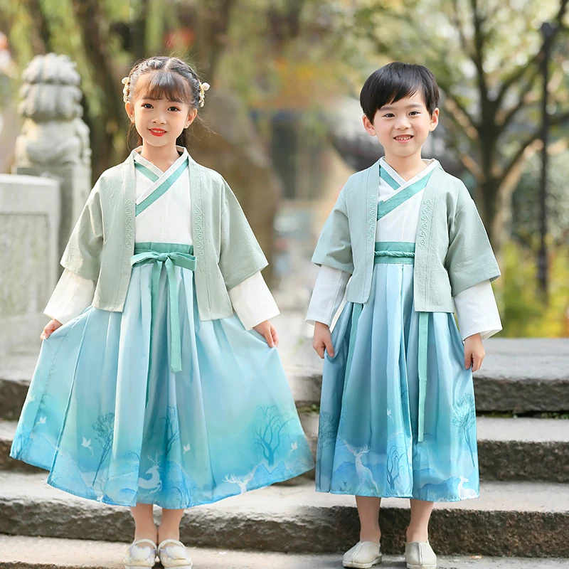 Hanfu Boys and Girls' Ancient Clothing Super Immortal Spring and Autumn Clothing Children's Young Master Clothing Chinese Style 
Hanfu Boys and Girls' Ancient Clothing Super Immortal Spring and Autumn Clothing Children's Young Master Clothing Chinese Style