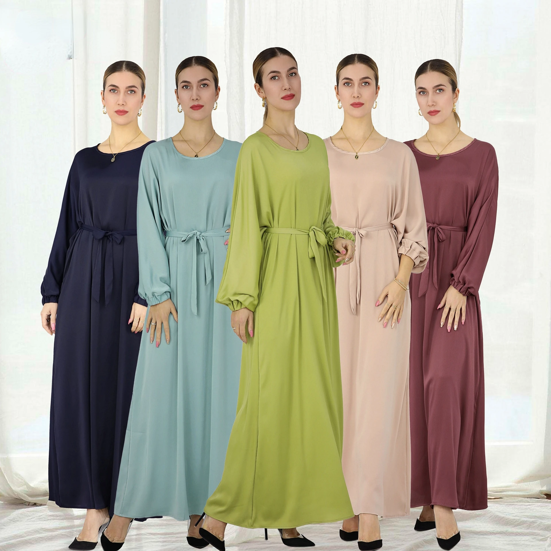 2023 Base Middle East Turkey solid color large size multi-color robe dress long dress for muslim pregnant women
2023 Base Middle East Turkey solid color large size multi-color robe dress long dress for muslim pregnant women
