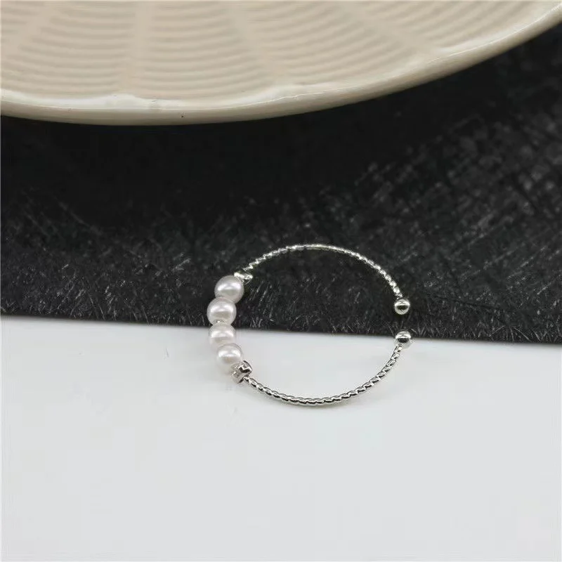 Simple Pearl Opening Ring New Korean Fashion Elegant Literary Hand Jewelry Rings for Women Anillos Bague Anel Feminino Bijoux
Simple Pearl Opening Ring New Korean Fashion Elegant Literary Hand Jewelry Rings for Women Anillos Bague Anel Feminino Bijoux