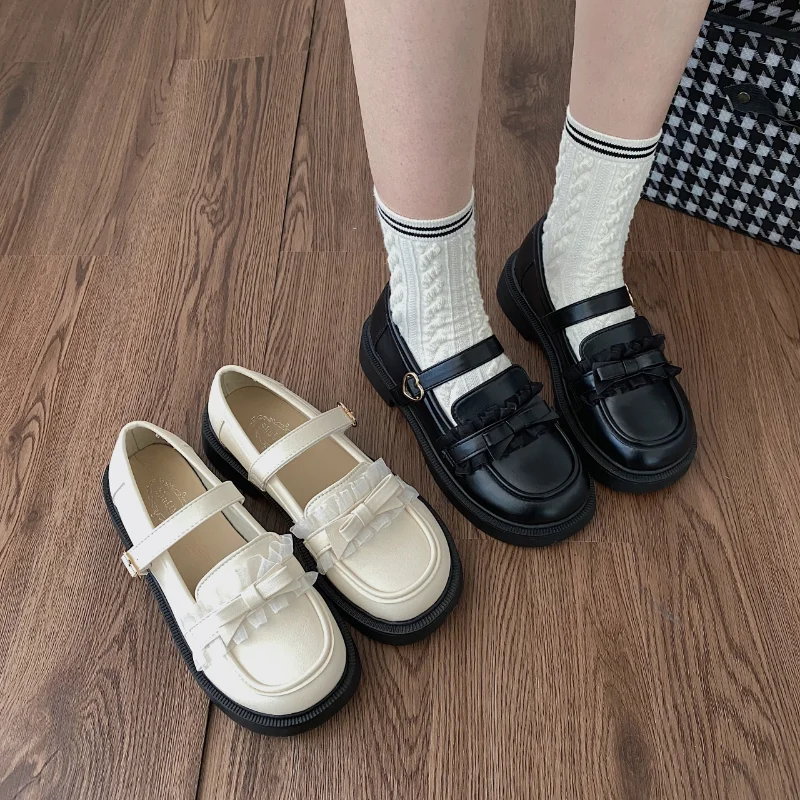 Bowknot Heart Shoes Women Cute Chunky Platform Flats Fashion Buckle Strap Leather ShoesGirl's Princess AutumnBlack White 
Bowknot Heart Shoes Women Cute Chunky Platform Flats Fashion Buckle Strap Leather ShoesGirl's Princess AutumnBlack White