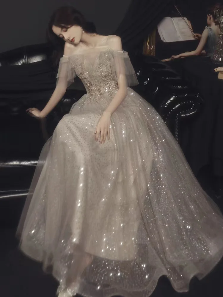 Champagne Evening Dresses 2023 A Line O-Neck Applique Sequins Beading Tulle Ankle-Length Pageant Party Quinceanera Banquet Gowns
Champagne Evening Dresses 2023 A Line O-Neck Applique Sequins Beading Tulle Ankle-Length Pageant Party Quinceanera Banquet Gowns