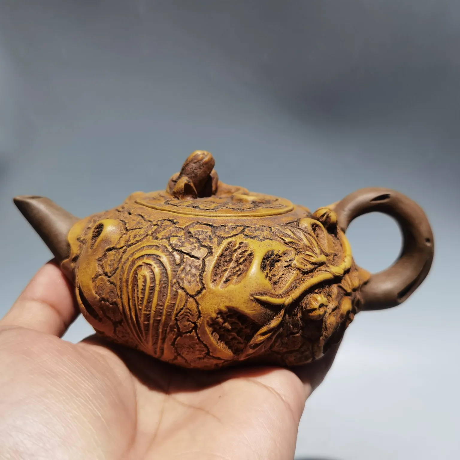 6" Chinese Yixing Zisha Pottery Hand-Carved Spring offering pot tree root dragon pot kettle Duan mud Teapot Pot Tea Maker
6" Chinese Yixing Zisha Pottery Hand-Carved Spring offering pot tree root dragon pot kettle Duan mud Teapot Pot Tea Maker