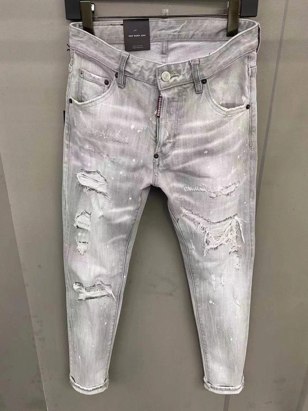 

2022 Italian Fashion Brand DSQ2 Men's Washed, Worn, Ripped, Paint-Spotted Motorcycle Jeans 061