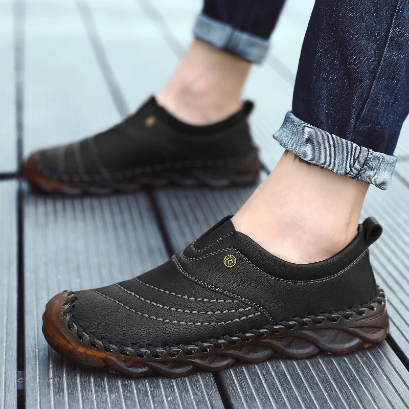 Leather Genuine Men Casual Shoes Breathable Slip on Mens Loafers Outdoor Sneakers Comfortable Driving Men shoes Plus Size 38-48
Leather Genuine Men Casual Shoes Breathable Slip on Mens Loafers Outdoor Sneakers Comfortable Driving Men shoes Plus Size 38-48