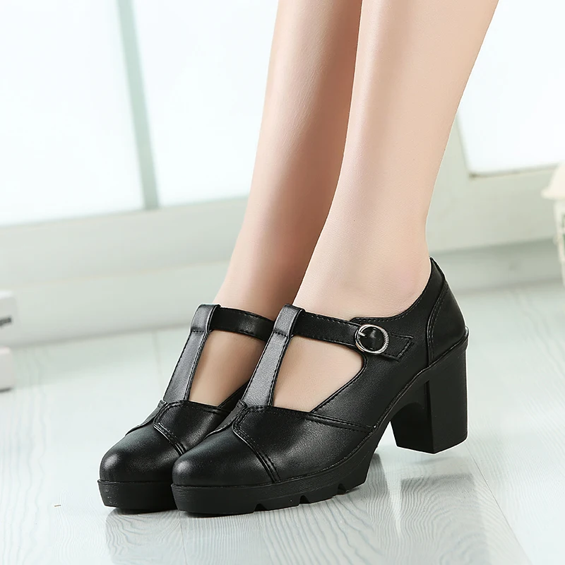 Summer Women Soft Leather Low Heel Shoes Waterproof Platform Comfortable Sandals Mid Heel Work Shoes Word Buckle Leather Shoes
Summer Women Soft Leather Low Heel Shoes Waterproof Platform Comfortable Sandals Mid Heel Work Shoes Word Buckle Leather Shoes