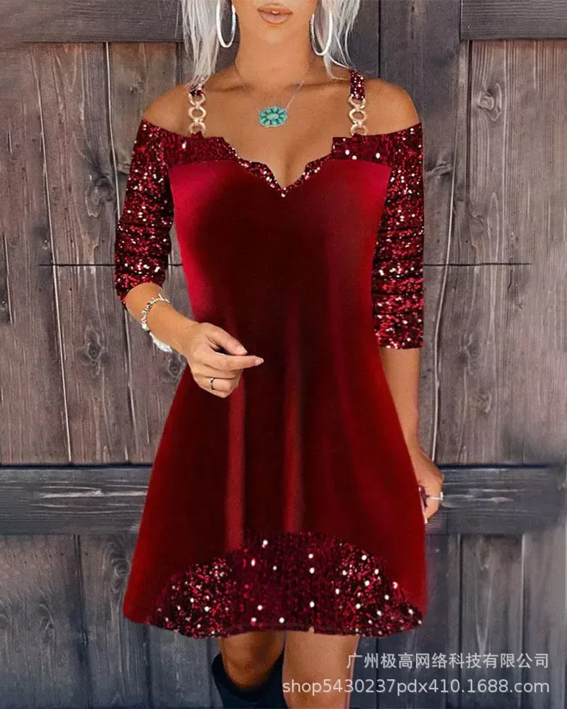 Модное бархатное мини-платье с открытыми плечами и блестками, женское повседневное бархатное платье-трапеция на бретелях-цепочках с открытыми плечами и длинным рукавом для женщин
Модное бархатное мини-платье с открытыми плечами и блестками, женское повседневное бархатное платье-трапеция на бретелях-цепочках с открытыми плечами и длинным рукавом для женщин