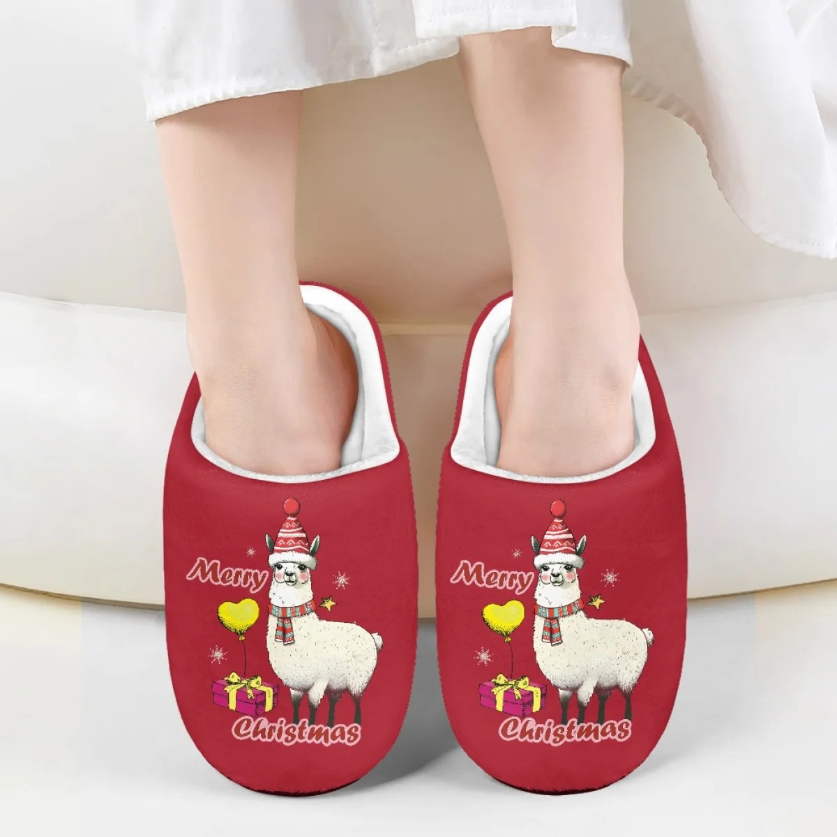 Рождественские теплые хлопковые тапочки с узором Альпака для девочек и мальчиков на осень и зиму легкие художественные Повседневные Дышащие детские плюшевые туфли
Рождественские теплые хлопковые тапочки с узором Альпака для девочек и мальчиков на осень и зиму легкие художественные Повседневные Дышащие детские плюшевые туфли