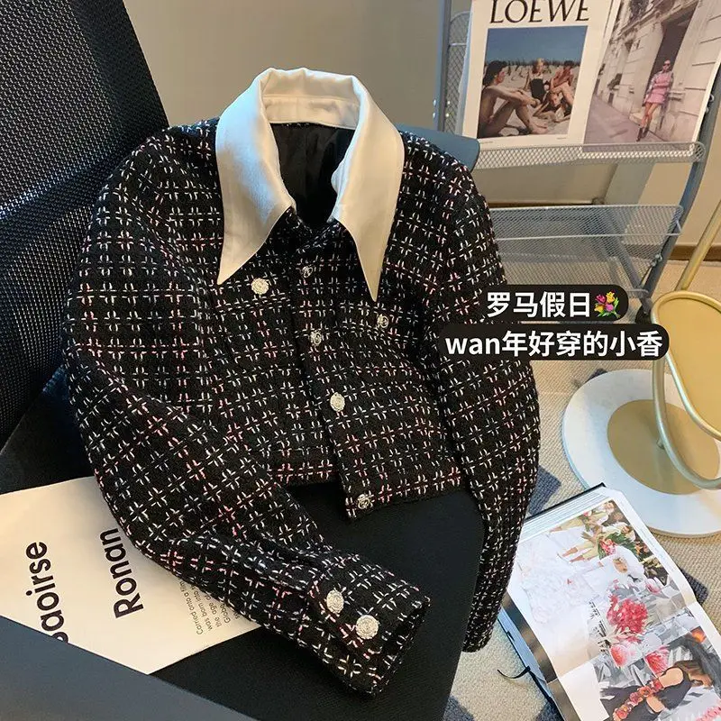 Женская твидовая куртка с отложным воротником, Элегантная короткая верхняя одежда популярных цветов, корейский стиль, клетчатое пальто, ос... 
Женская твидовая куртка с отложным воротником, Элегантная короткая верхняя одежда популярных цветов, корейский стиль, клетчатое пальто, ос...