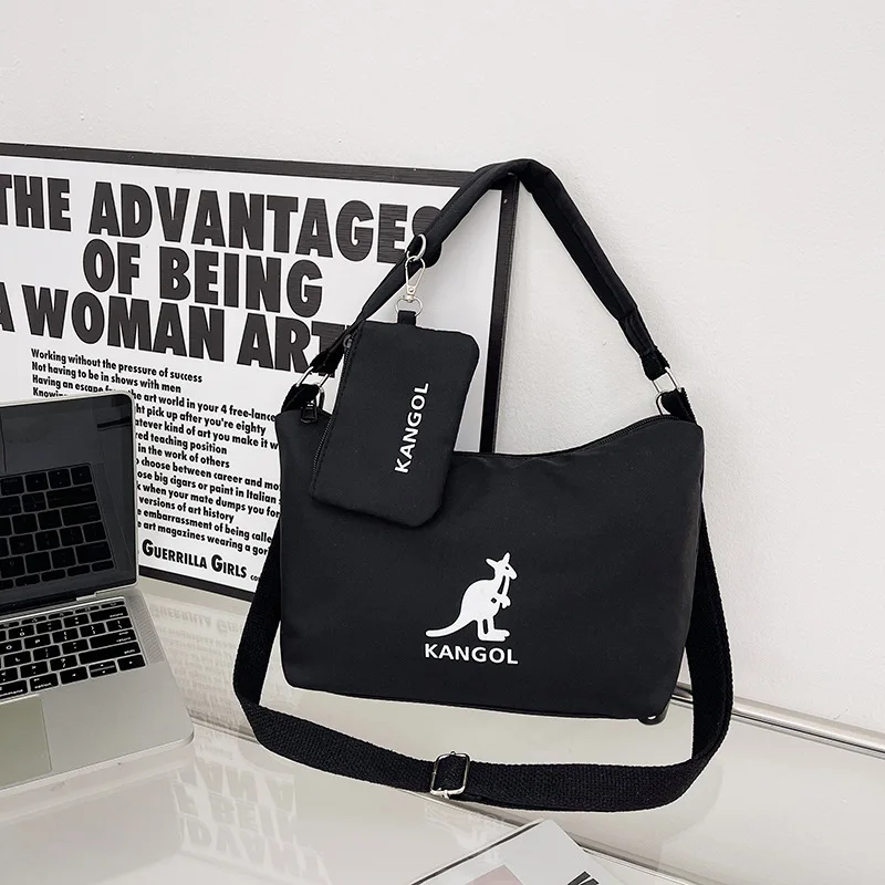 KANGOL Luxury Underarm Bag Fashion Kangaroo Shoulder Bag Messenger Bag Three-dimensional Bag Ladies Handbag Designer
KANGOL Luxury Underarm Bag Fashion Kangaroo Shoulder Bag Messenger Bag Three-dimensional Bag Ladies Handbag Designer