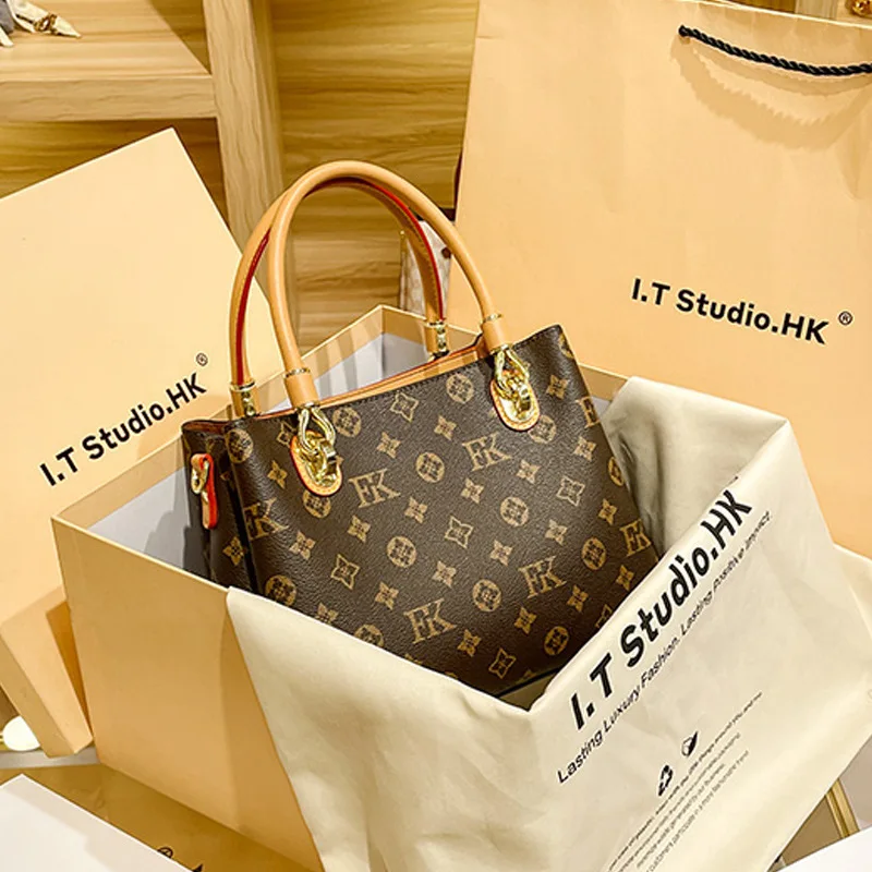 Luxury women's bag, leather fashion handheld women's bag, shoulder women's bag, cross-body trend women's bag
Luxury women's bag, leather fashion handheld women's bag, shoulder women's bag, cross-body trend women's bag