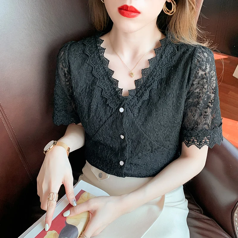 Кружевная женская футболка, летний свободный однотонный топ с V-образным вырезом, модная уличная Женская одежда в Корейском стиле, сексуаль...
Кружевная женская футболка, летний свободный однотонный топ с V-образным вырезом, модная уличная Женская одежда в Корейском стиле, сексуаль...