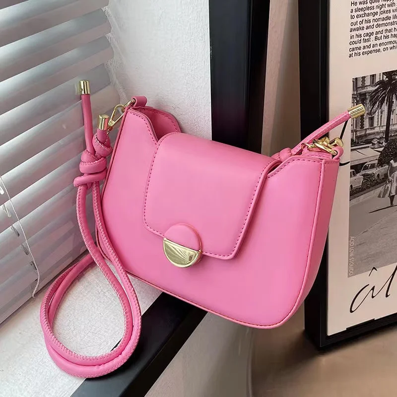 Small Female Bag Fashion Pu Leather Shoulder Crossbody Bags for Women Summer Luxury Designer Women's 2022 Trend Handbags Woman
Small Female Bag Fashion Pu Leather Shoulder Crossbody Bags for Women Summer Luxury Designer Women's 2022 Trend Handbags Woman