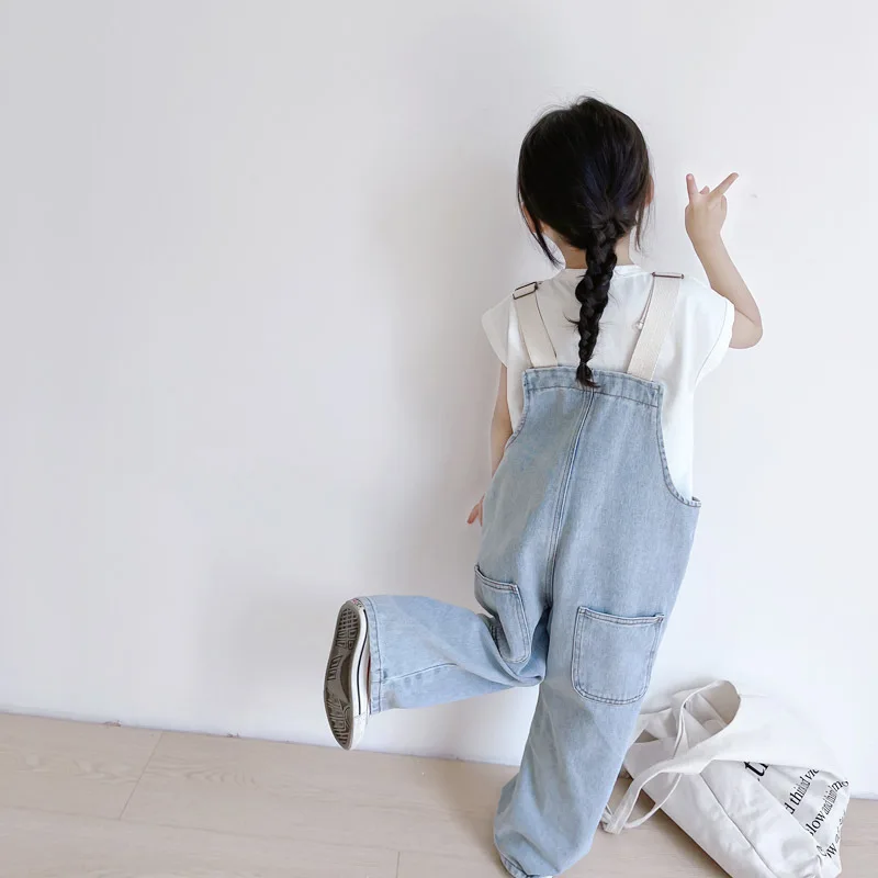 HAYANA 2022 Summer New Kids Denim Overalls Mother Daughter Matching Clothes Loose Multi-pocket Jeans
HAYANA 2022 Summer New Kids Denim Overalls Mother Daughter Matching Clothes Loose Multi-pocket Jeans