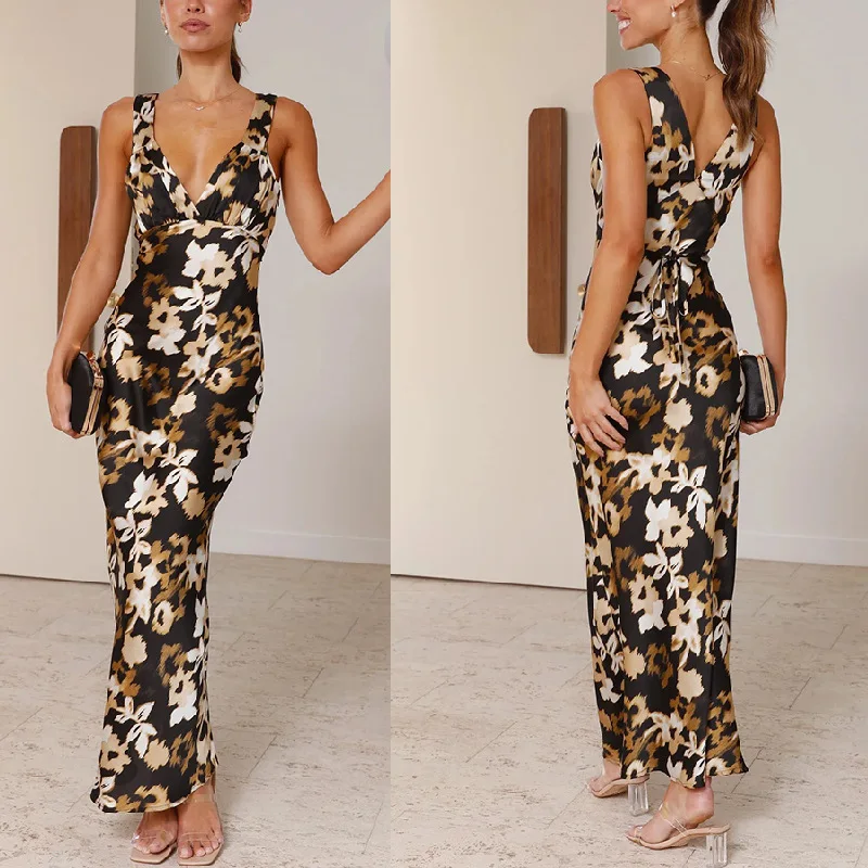 2023 new European and American printed backless slim satin dress long skirt 
2023 new European and American printed backless slim satin dress long skirt