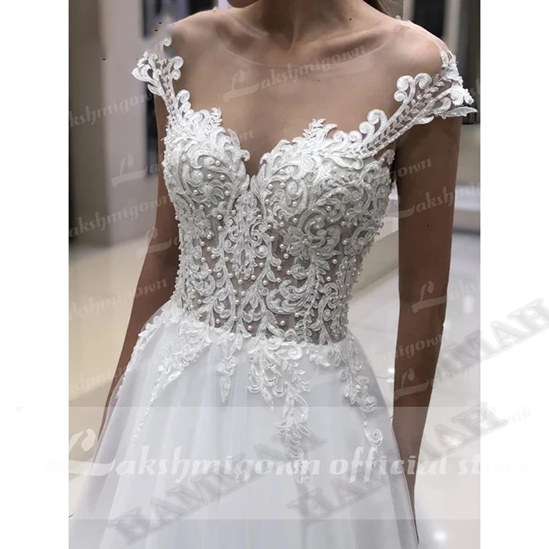 HAMMAH Simple Wedding Dresses Scoop Custom-Made Court Train A-LINE Appliques Off the Shoulder Robe De Soirée De Mariage
HAMMAH Simple Wedding Dresses Scoop Custom-Made Court Train A-LINE Appliques Off the Shoulder Robe De Soirée De Mariage