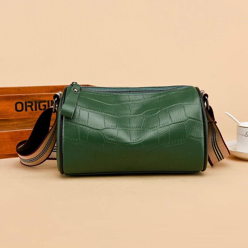 Fashion Winter Cute Women Bags Soft Crossbody Geniune Leather Party High Quality Daily Casual Multi-function With Big Pockets 
Fashion Winter Cute Women Bags Soft Crossbody Geniune Leather Party High Quality Daily Casual Multi-function With Big Pockets