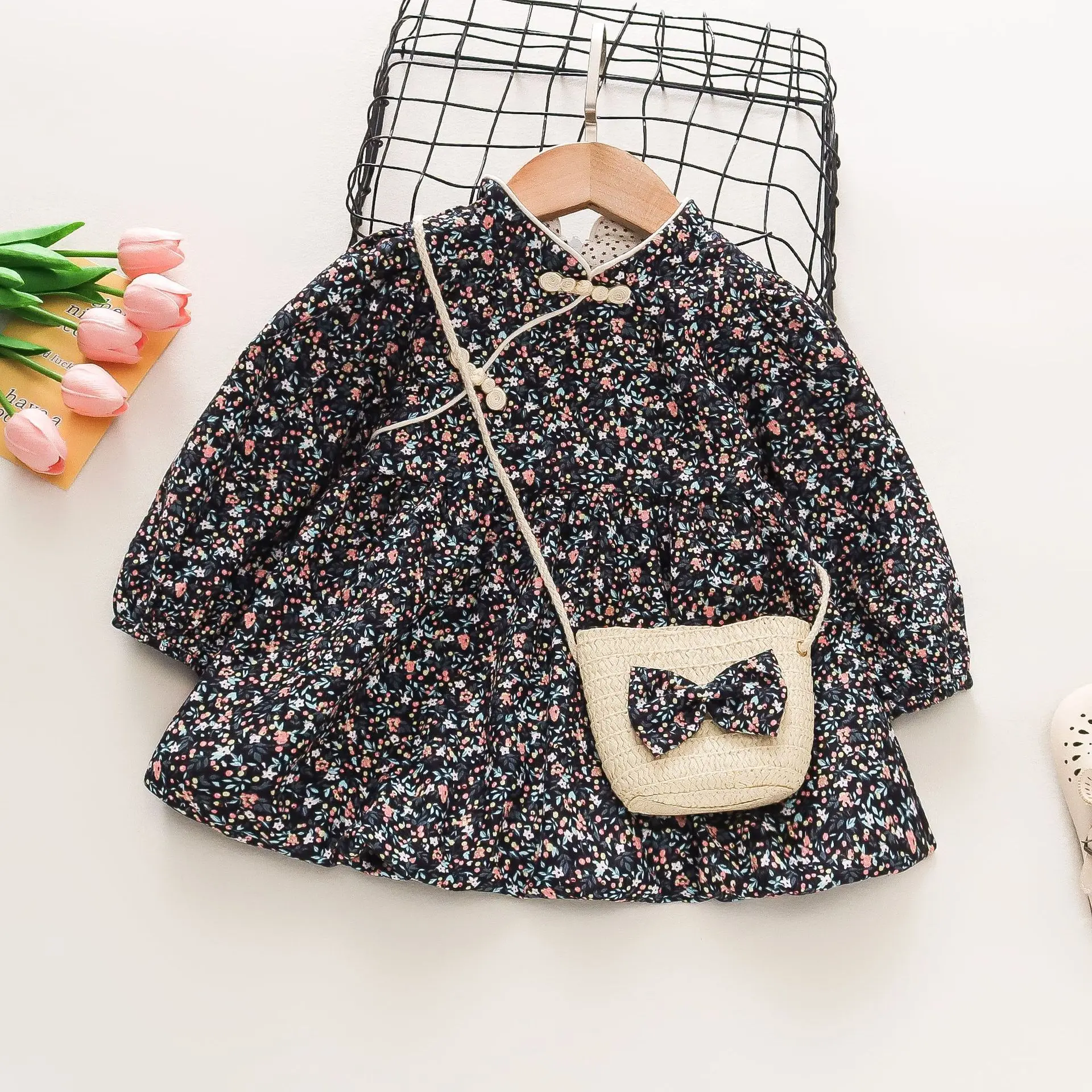 Girls' Long-sleeved Dress 2022 Autumn New Baby Girl Chinese Style Disc Button Princess Girl Dress
Girls' Long-sleeved Dress 2022 Autumn New Baby Girl Chinese Style Disc Button Princess Girl Dress