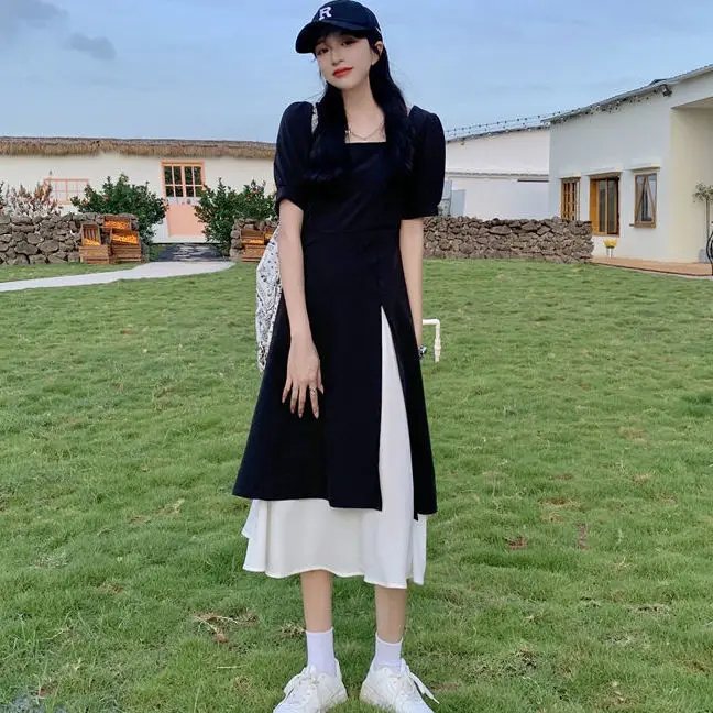 Women Dress Vintage Slit High Waist Square Neck Dress Korean Stitching Fake Two Pieces Skirt Fashion All-match Short Sleeve Dres
Women Dress Vintage Slit High Waist Square Neck Dress Korean Stitching Fake Two Pieces Skirt Fashion All-match Short Sleeve Dres