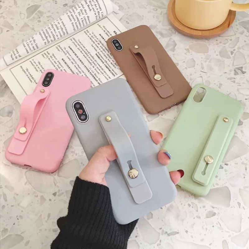 Universal Wrist Band Phone Holder For iPhone Finger Grip Mobile Phone Stand for samsung xiaomi Push back sticked Socket bracket
Universal Wrist Band Phone Holder For iPhone Finger Grip Mobile Phone Stand for samsung xiaomi Push back sticked Socket bracket