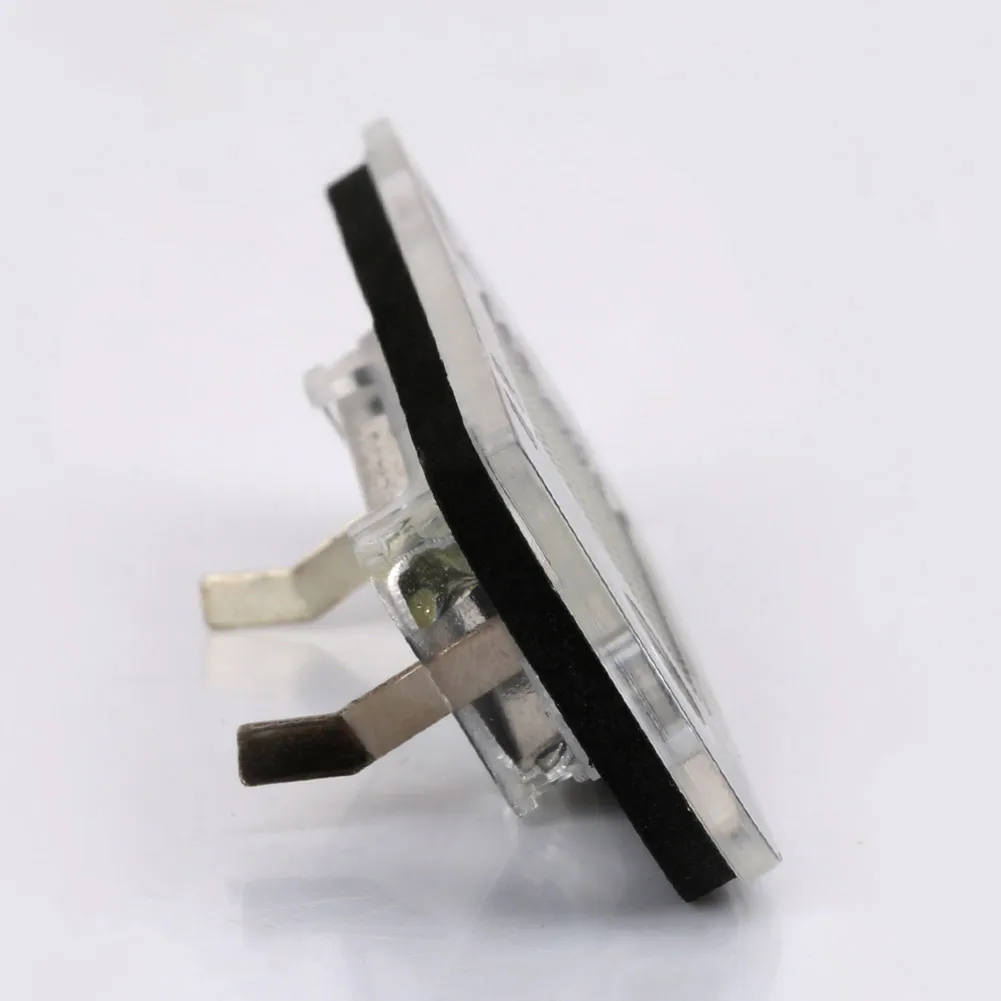 2pcs LED License Plate Lights Lamp 0.3A 12V 3W 50000 Hours 8.6 X 3.2 X 2.9cm For Ford C-MAX 2003-20 For Focus MK2 2003-08
2pcs LED License Plate Lights Lamp 0.3A 12V 3W 50000 Hours 8.6 X 3.2 X 2.9cm For Ford C-MAX 2003-20 For Focus MK2 2003-08