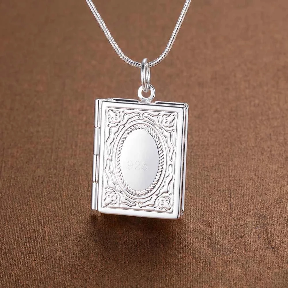 New fashion 925 Stamped Silver fine Classic square Pendant Necklace for women luxury Christmas gifts wedding party Jewelry
New fashion 925 Stamped Silver fine Classic square Pendant Necklace for women luxury Christmas gifts wedding party Jewelry