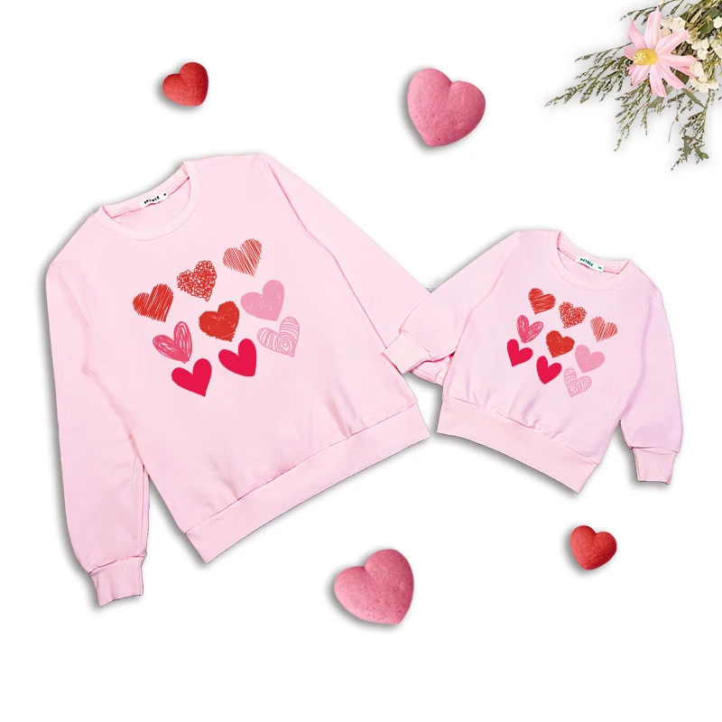 Одежда для мамы и дочери, одежда для мамы и ребенка, рубашка в форме сердца, женский джемпер с длинным рукавом, топы для малышей 
Одежда для мамы и дочери, одежда для мамы и ребенка, рубашка в форме сердца, женский джемпер с длинным рукавом, топы для малышей