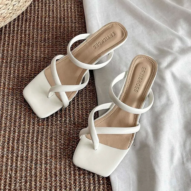 Туфли на низком каблуке, базовая обувь из искусственной кожи, на резиновой подошве, в римском стиле
Туфли на низком каблуке, базовая обувь из искусственной кожи, на резиновой подошве, в римском стиле