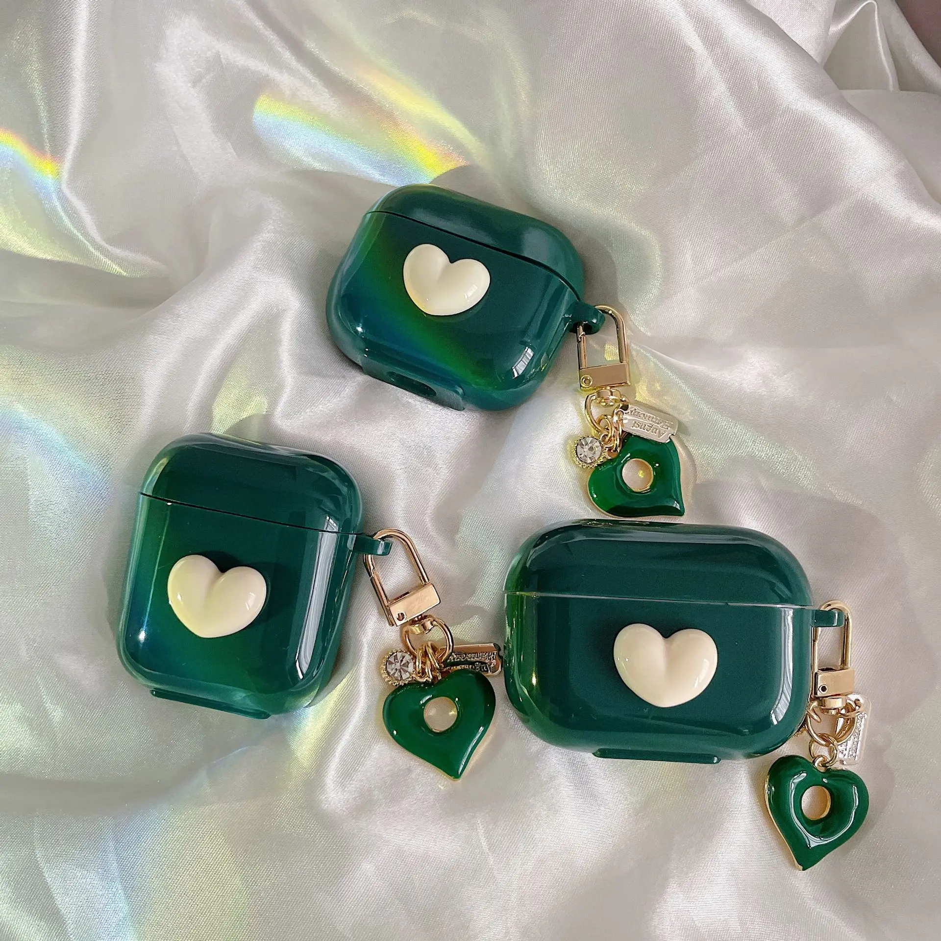 Vintage Green White Heart Pendant Earphone Case For Airpods Case Wireless Bluetooth Headset Charging Box For Airpods Pro Case
Vintage Green White Heart Pendant Earphone Case For Airpods Case Wireless Bluetooth Headset Charging Box For Airpods Pro Case