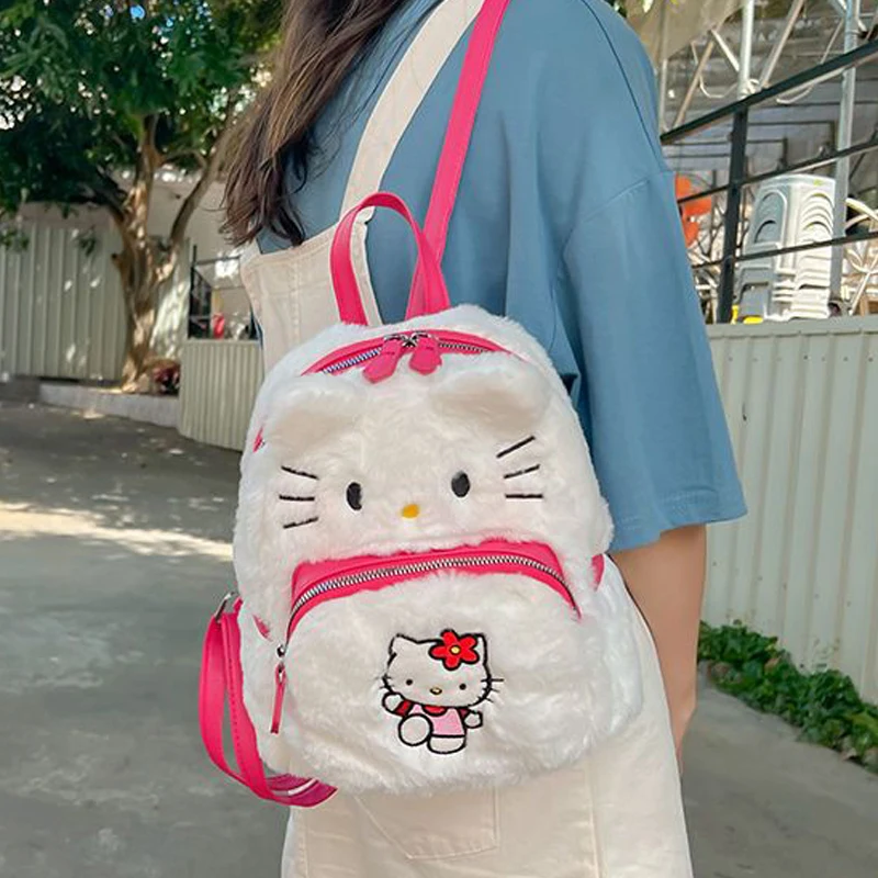 Sanrioed плюшевый рюкзак Kt Cat Kawaii Kuromi мультфильм плюш пурин собака мягкие животные девочка кукла аниме подарок для детей
Sanrioed плюшевый рюкзак Kt Cat Kawaii Kuromi мультфильм плюш пурин собака мягкие животные девочка кукла аниме подарок для детей