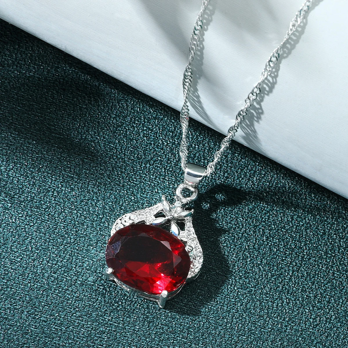 ANGLANG Gorgeous Water Drop Cubic Zirconia Pendent Necklace Women Delicate Engagement Neck Necklace Gift Lady's Trendy Jewelry
ANGLANG Gorgeous Water Drop Cubic Zirconia Pendent Necklace Women Delicate Engagement Neck Necklace Gift Lady's Trendy Jewelry