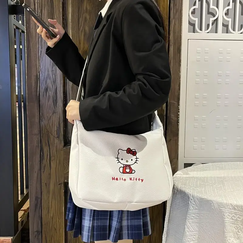 Sanrio Hellokitty Cartoon Anime Cute Kawaii Y2K Kuromi Girl Wear Resistant Waterproof Crossbody Bag Woman Fashion Daily Pairing
Sanrio Hellokitty Cartoon Anime Cute Kawaii Y2K Kuromi Girl Wear Resistant Waterproof Crossbody Bag Woman Fashion Daily Pairing