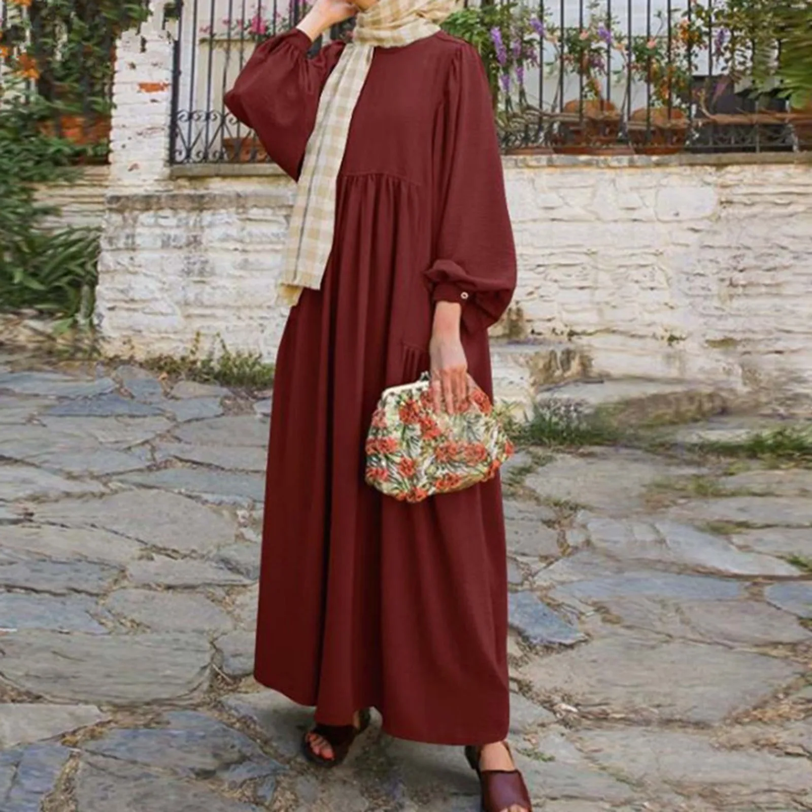Women's Casual Loose Dress Autumn And Winter Solid Color Round Neck Lantern Long Sleeve Dress Vintage Muslim Long Dress
Women's Casual Loose Dress Autumn And Winter Solid Color Round Neck Lantern Long Sleeve Dress Vintage Muslim Long Dress