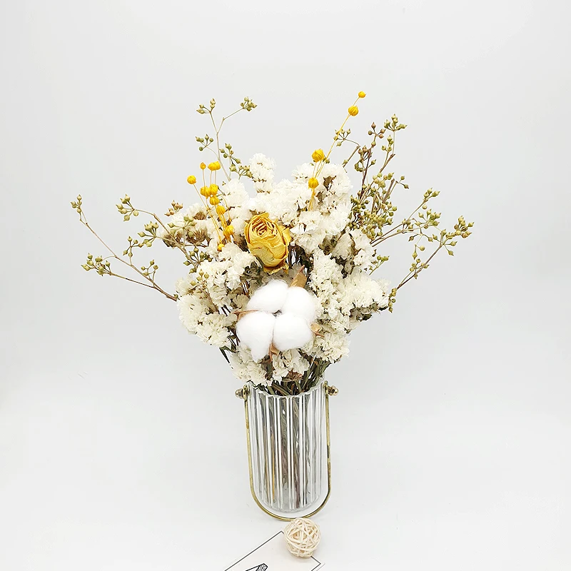 Nordic Wind Rose Forget-Me-Not Star Dried Flower Bouquet Vase Living Room Decoration Real Flower Small Fresh Decorative Ornament
Nordic Wind Rose Forget-Me-Not Star Dried Flower Bouquet Vase Living Room Decoration Real Flower Small Fresh Decorative Ornament