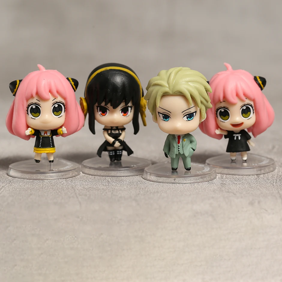 SPY x FAMILY Anya Loid Yor Capsule PVC Action Figures Collection Cute Brinquedos Toys 4pcs/set
SPY x FAMILY Anya Loid Yor Capsule PVC Action Figures Collection Cute Brinquedos Toys 4pcs/set