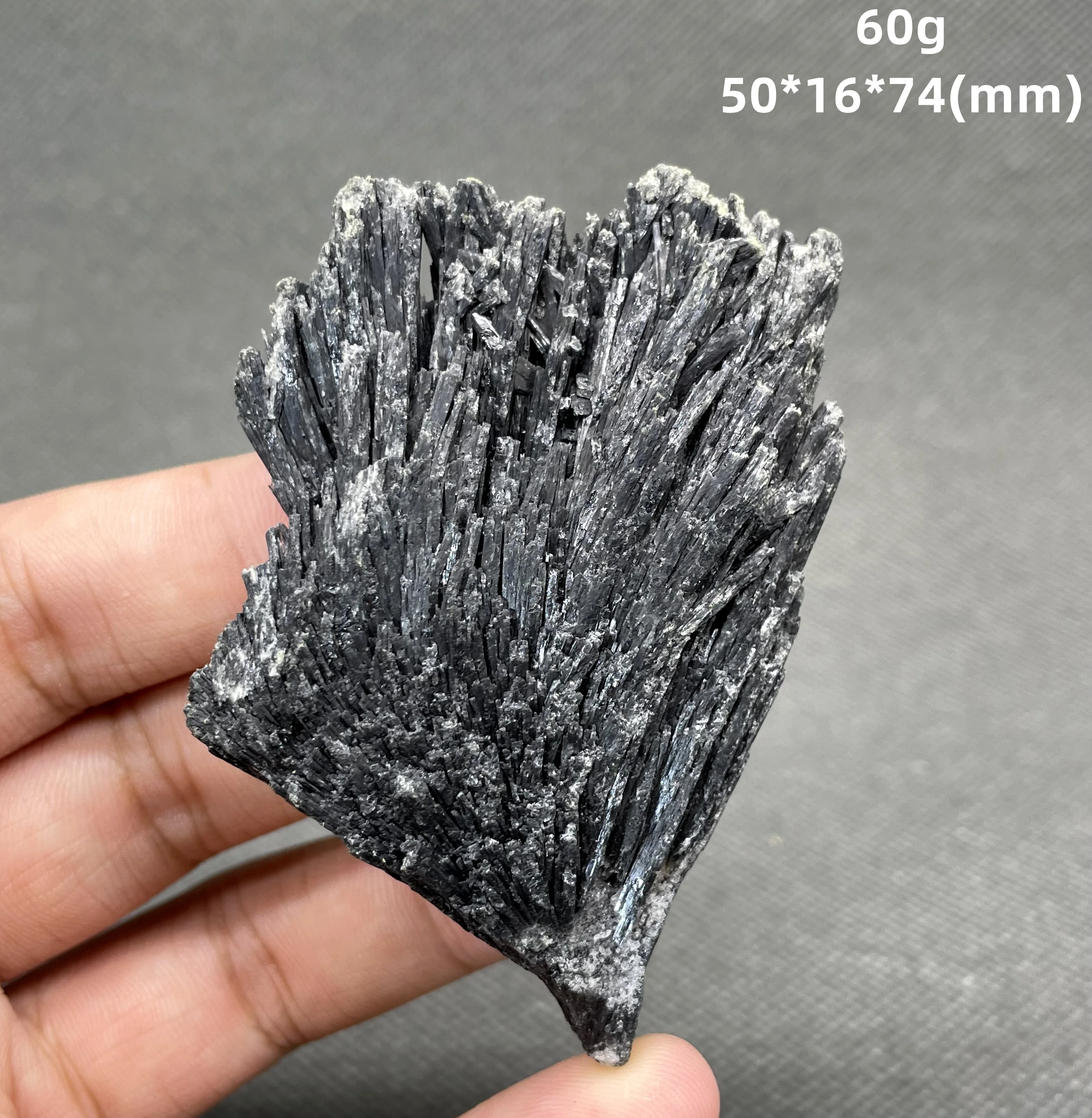 Образцы чёрного турмалина QIANCHUAN
Образцы чёрного турмалина QIANCHUAN