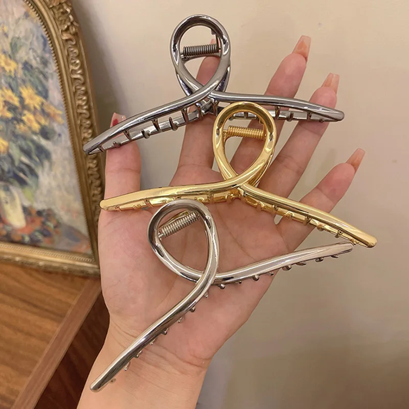 2022 Trendy Big Hair Claws for Women Girls Korean Fashion Geometric Metal Hair Clamp Grab Hair Clips Hairpin Hair Accessories
2022 Trendy Big Hair Claws for Women Girls Korean Fashion Geometric Metal Hair Clamp Grab Hair Clips Hairpin Hair Accessories