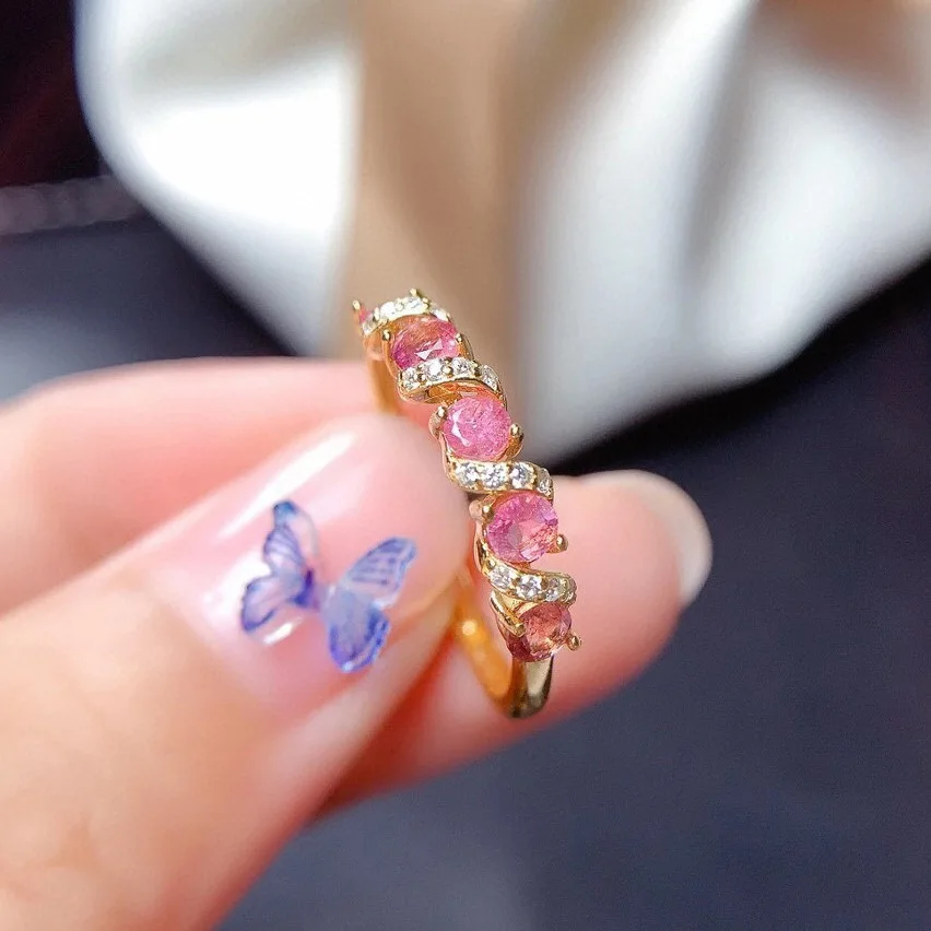 Новинка эксклюзивное женское кольцо с имитацией розового турмалина
Новинка эксклюзивное женское кольцо с имитацией розового турмалина