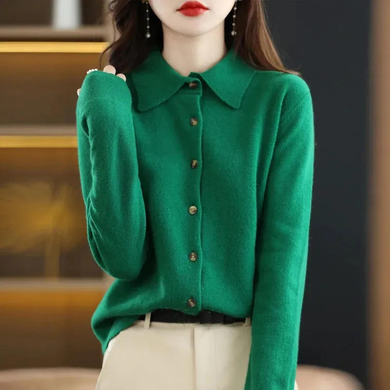Women's Wool Knit Cardigan Jacket Loose Thin Sweater Coat Solid Color Button Knit Tops 2022 New Autumn All-Match Soft Cardigans
Women's Wool Knit Cardigan Jacket Loose Thin Sweater Coat Solid Color Button Knit Tops 2022 New Autumn All-Match Soft Cardigans