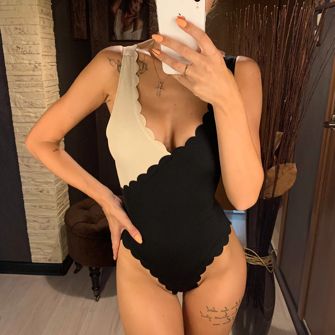 XS - XL Sexy Scalloped Splicing High Cut One Piece Swimsuit Women Swimwear Female Ribbed Bather Bathing Suit Swim Lady V2425
XS - XL Sexy Scalloped Splicing High Cut One Piece Swimsuit Women Swimwear Female Ribbed Bather Bathing Suit Swim Lady V2425