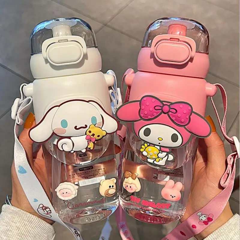 

Sanrio Plastic Sippy 600ML Cup Anime Kuromi My Melody Cinnamoroll Pompompurin Cartoon Kawaii Sports Water Bottle Kids Gifts
