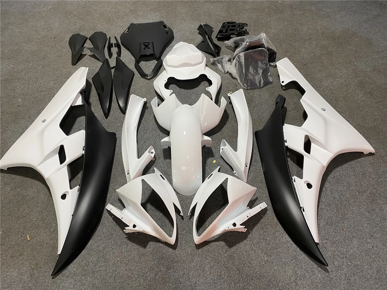 Motorcycle Fairing fits YZF600 R6 2008 2009 2010 2011 2012 2013 2014 2015 2016 Fairing body black and white
Motorcycle Fairing fits YZF600 R6 2008 2009 2010 2011 2012 2013 2014 2015 2016 Fairing body black and white