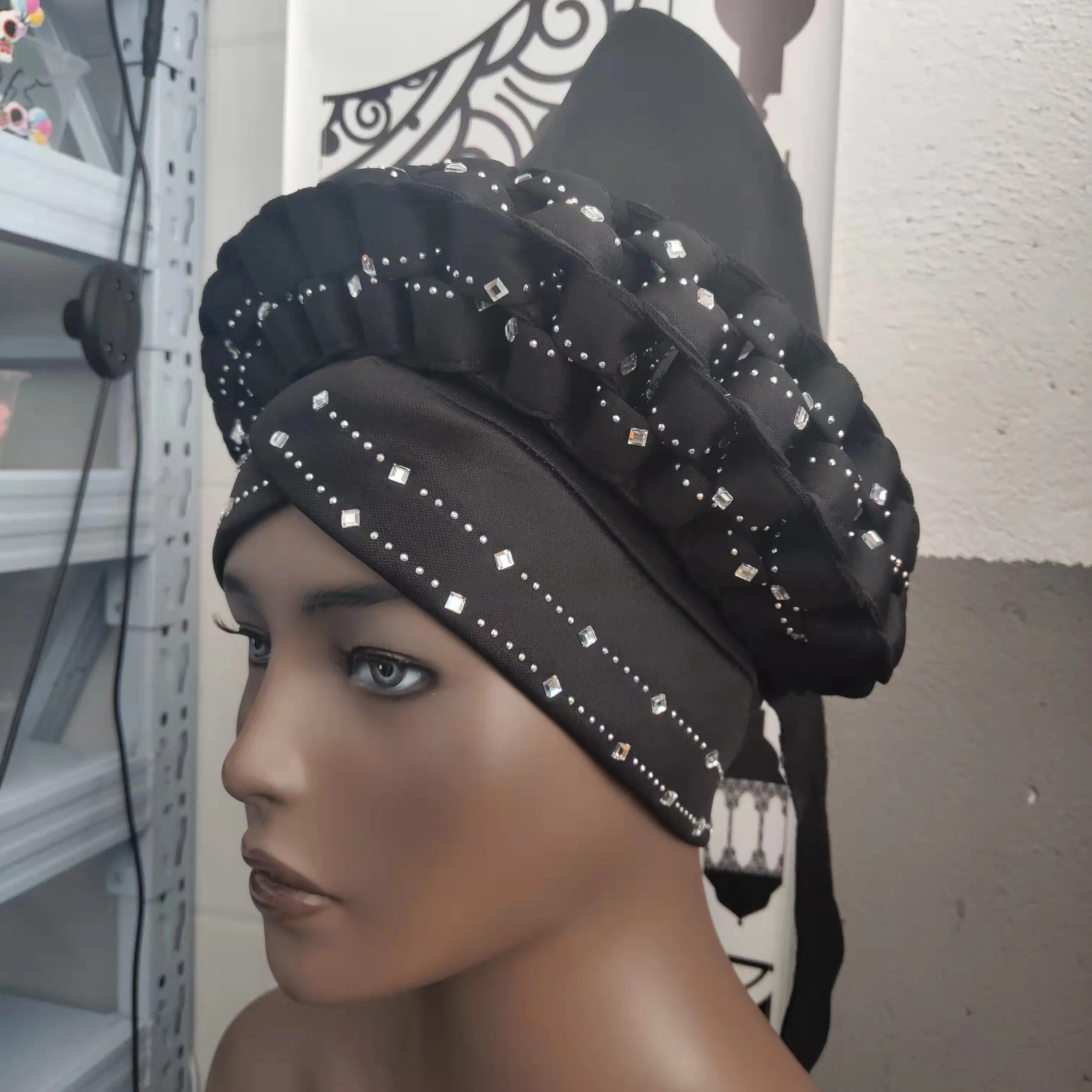 Black African Dresses for Women Robe Africaine Femme Abaya Boubou Nigerian Headwrap Auto Gele Aso Oke Already Made Turbans
Black African Dresses for Women Robe Africaine Femme Abaya Boubou Nigerian Headwrap Auto Gele Aso Oke Already Made Turbans