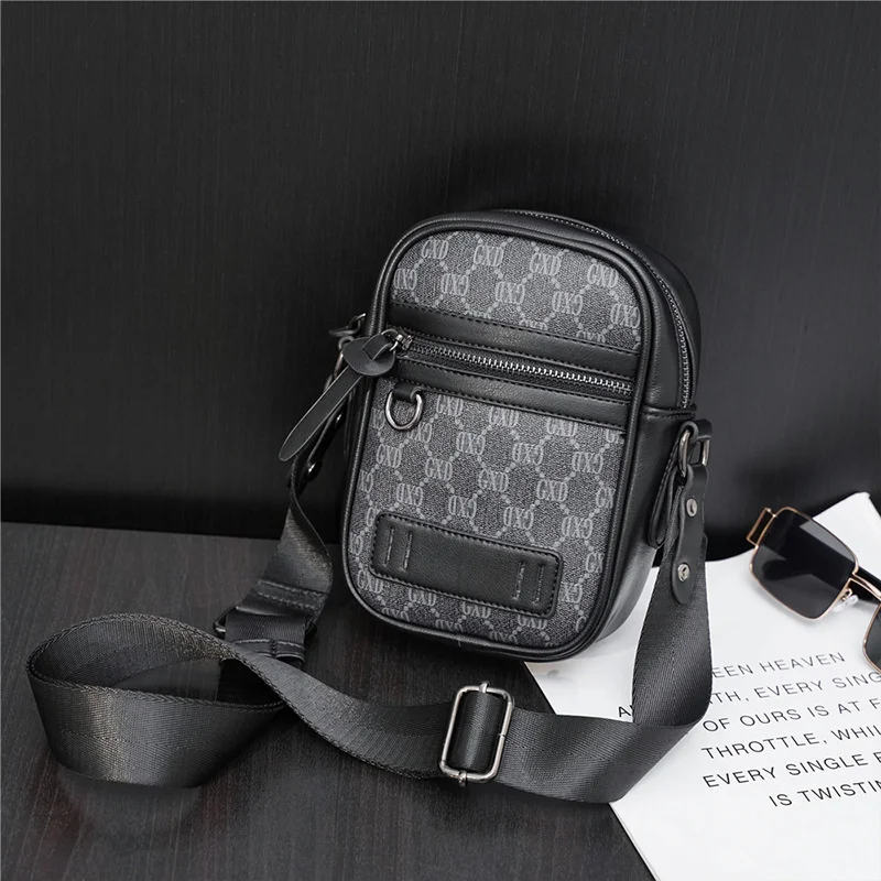 Luxury men's lattice handbag, shoulder bag, multifunctional small camera travel bag, mobile phone handbag
Luxury men's lattice handbag, shoulder bag, multifunctional small camera travel bag, mobile phone handbag