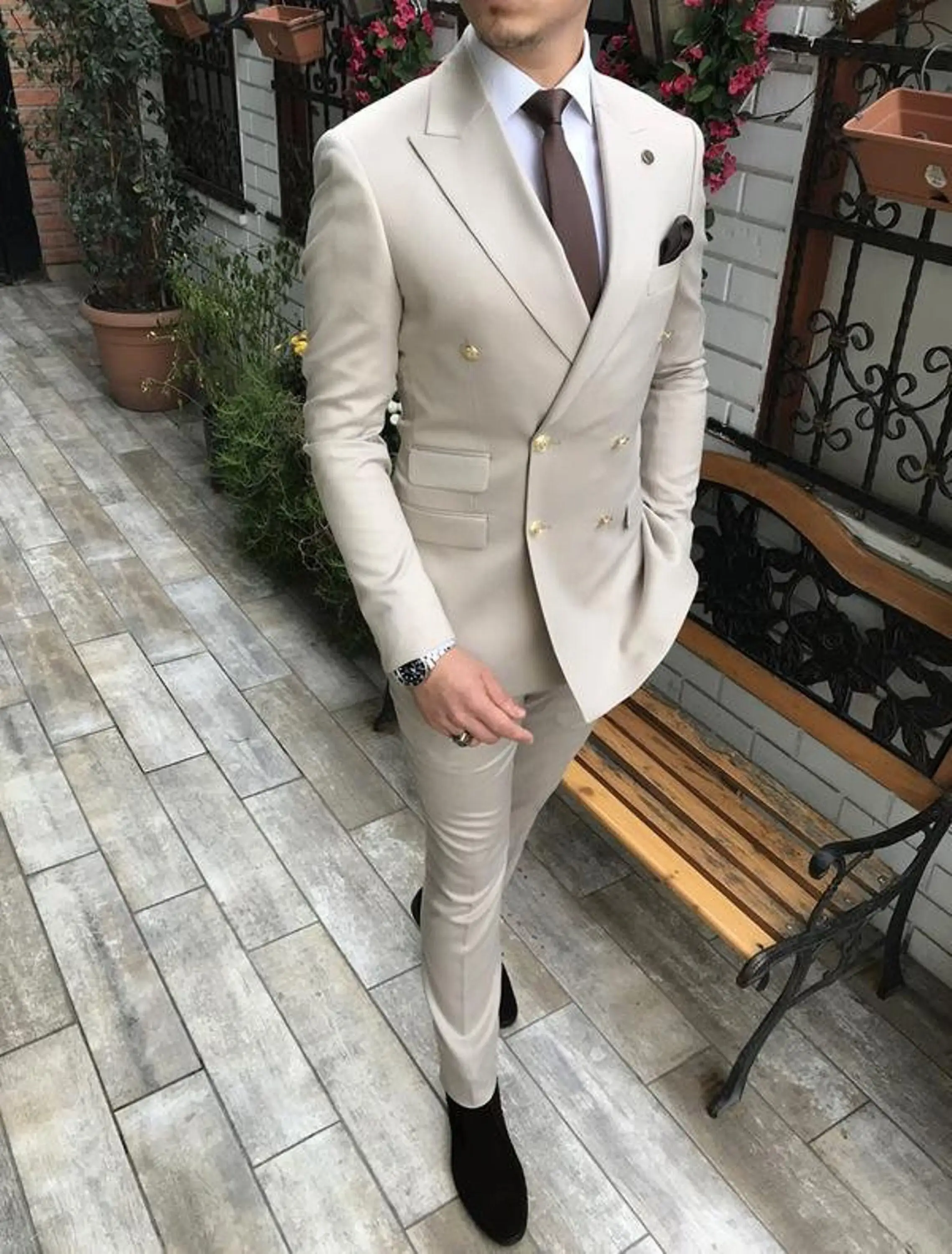 Ivory Male Blazer Sets Business Casual Wedding Suits For Men Groom Wear Tuxedo Slim Fit Two Pieces Jacket+Pants Costume Homme
Ivory Male Blazer Sets Business Casual Wedding Suits For Men Groom Wear Tuxedo Slim Fit Two Pieces Jacket+Pants Costume Homme