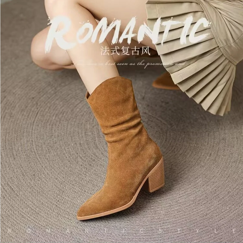 Women's Luxury Mid-calf Western Boots 2023 Autumn Winter Faux Suede Modern Boots Ladies Designer Platform Shoes Zapatos De Mujer
Women's Luxury Mid-calf Western Boots 2023 Autumn Winter Faux Suede Modern Boots Ladies Designer Platform Shoes Zapatos De Mujer