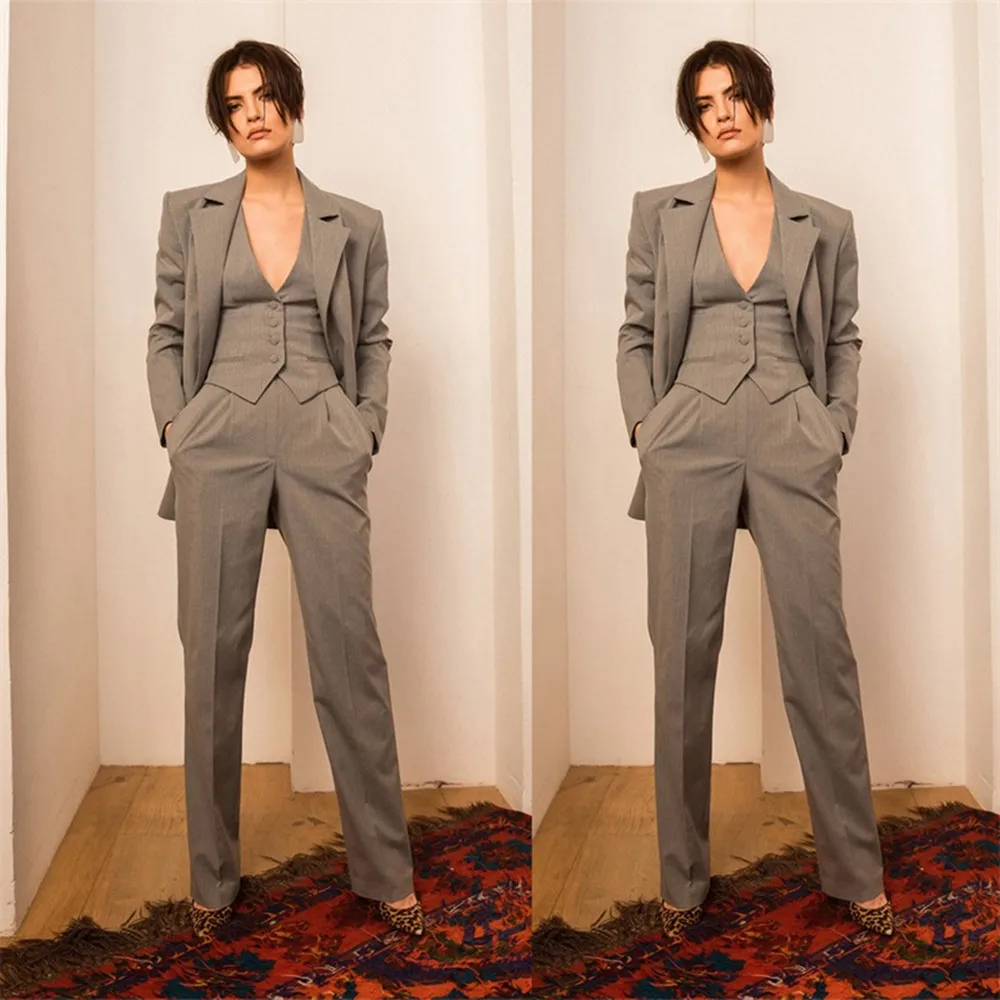 3 Pieces Grey Women Suits Custom Made Classic Style Business Lady Formal Party Dress Blazer Jacket+Vest+Trousers
3 Pieces Grey Women Suits Custom Made Classic Style Business Lady Formal Party Dress Blazer Jacket+Vest+Trousers