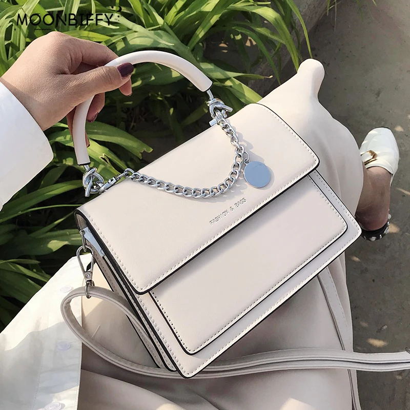 Women's Handbags 2022 New Luxury PU Leather Chains Lady Shoulder Bags Trendy Shopper Bag Wallet Female Crossbody Bag Black White
Women's Handbags 2022 New Luxury PU Leather Chains Lady Shoulder Bags Trendy Shopper Bag Wallet Female Crossbody Bag Black White