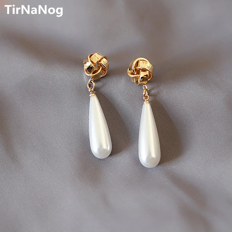 French Romantic Sweet Retro Tassel Imitation Pearl Pendant Earrings Fashion Classic Geometric Drop Earrings Women Jewelry Gifts 
French Romantic Sweet Retro Tassel Imitation Pearl Pendant Earrings Fashion Classic Geometric Drop Earrings Women Jewelry Gifts