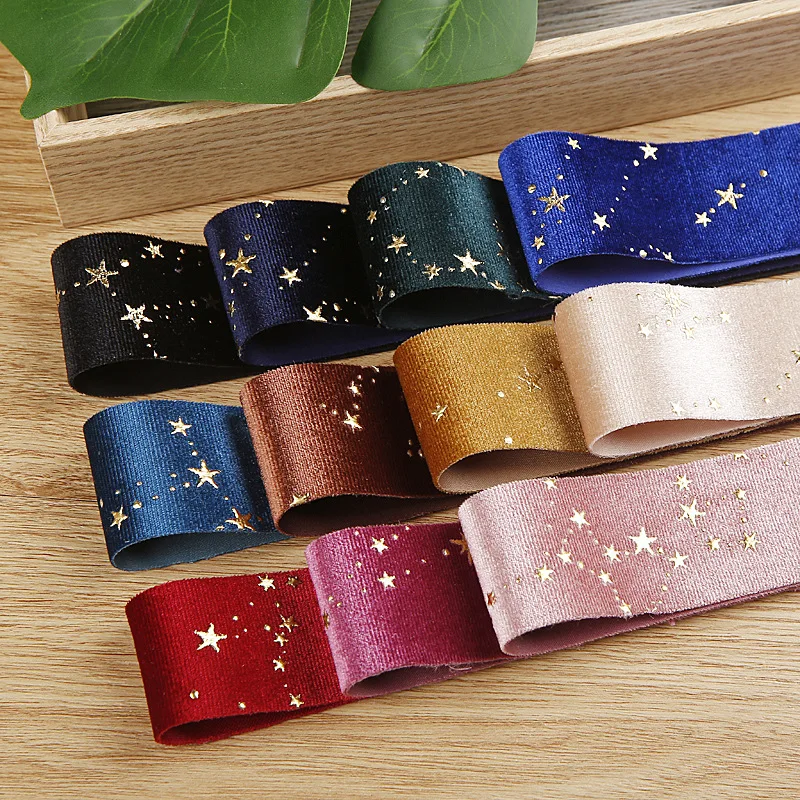 5 Yards 25 38mm Single Face Gold Star Foil Velvet Ribbons for DIY Hair Bows Clothing Accessories Home Decor Wedding Supplies
5 Yards 25 38mm Single Face Gold Star Foil Velvet Ribbons for DIY Hair Bows Clothing Accessories Home Decor Wedding Supplies