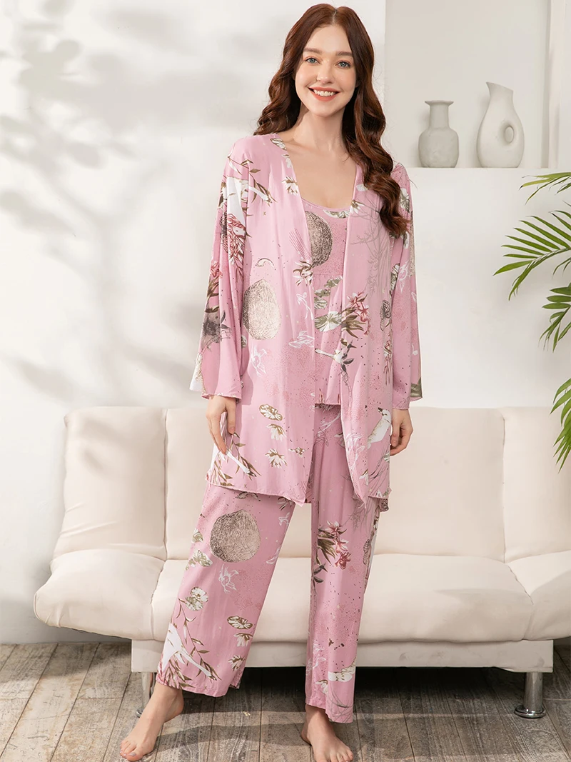 Plus Size S-3XL Ladies Pajamas Set 3pcs 100% Viscose Printed Women Comfort Loose Homewear Large Size Femme Sleepwear Pijamas
Plus Size S-3XL Ladies Pajamas Set 3pcs 100% Viscose Printed Women Comfort Loose Homewear Large Size Femme Sleepwear Pijamas
